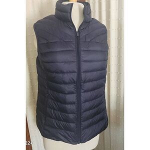 V21  Pure Down Navy quilted puffer vest duck down